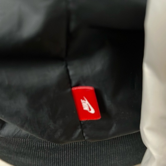 Nike rare color pattern water repellant zip jacket with hood. Size L - Picture 3 of 15